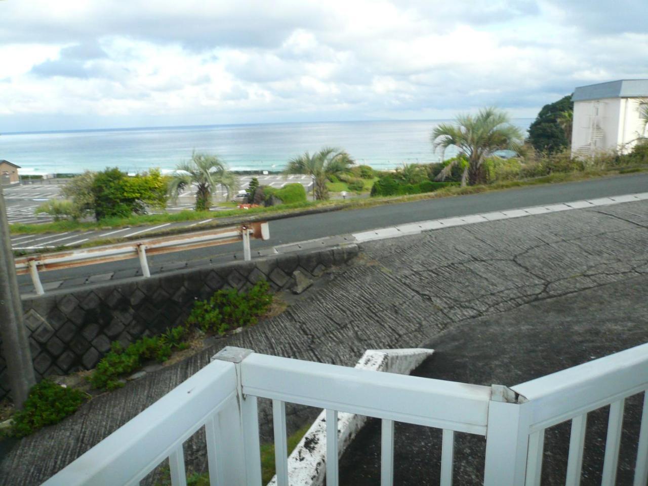 ペンション百万本のバラ "A Million Roses" Hotel Shimoda  Eksteriør billede